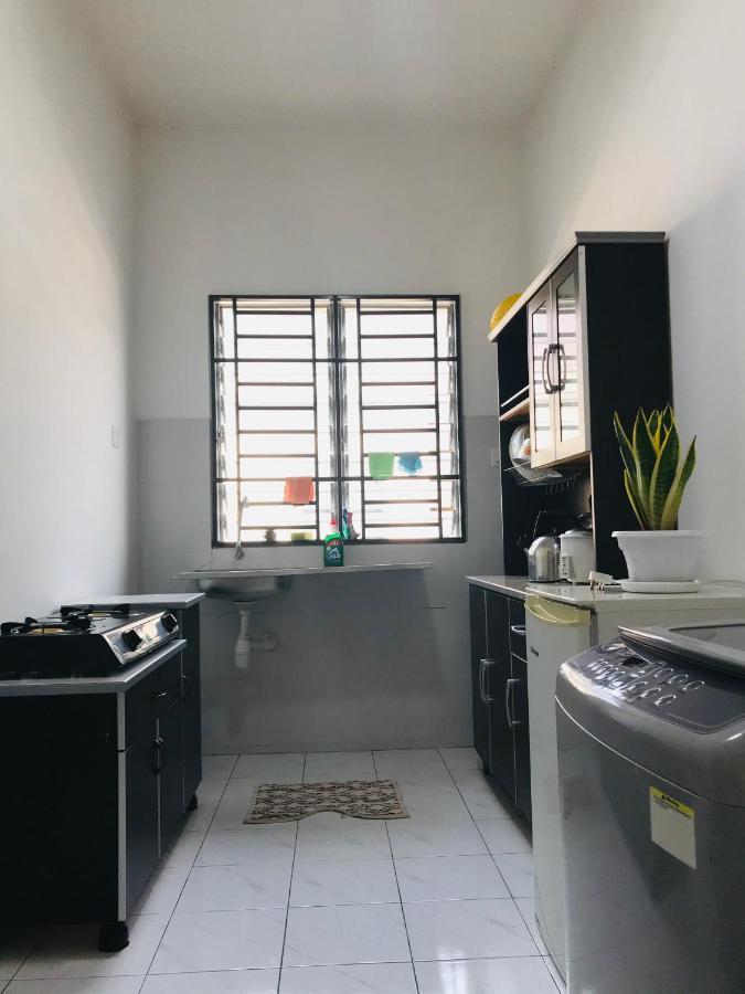 Alyn Home Batu Pahat II Wifi Coway Mohd Noor Eksteriør bilde