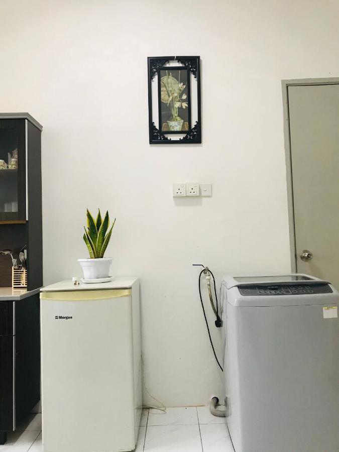 Alyn Home Batu Pahat II Wifi Coway Mohd Noor Eksteriør bilde